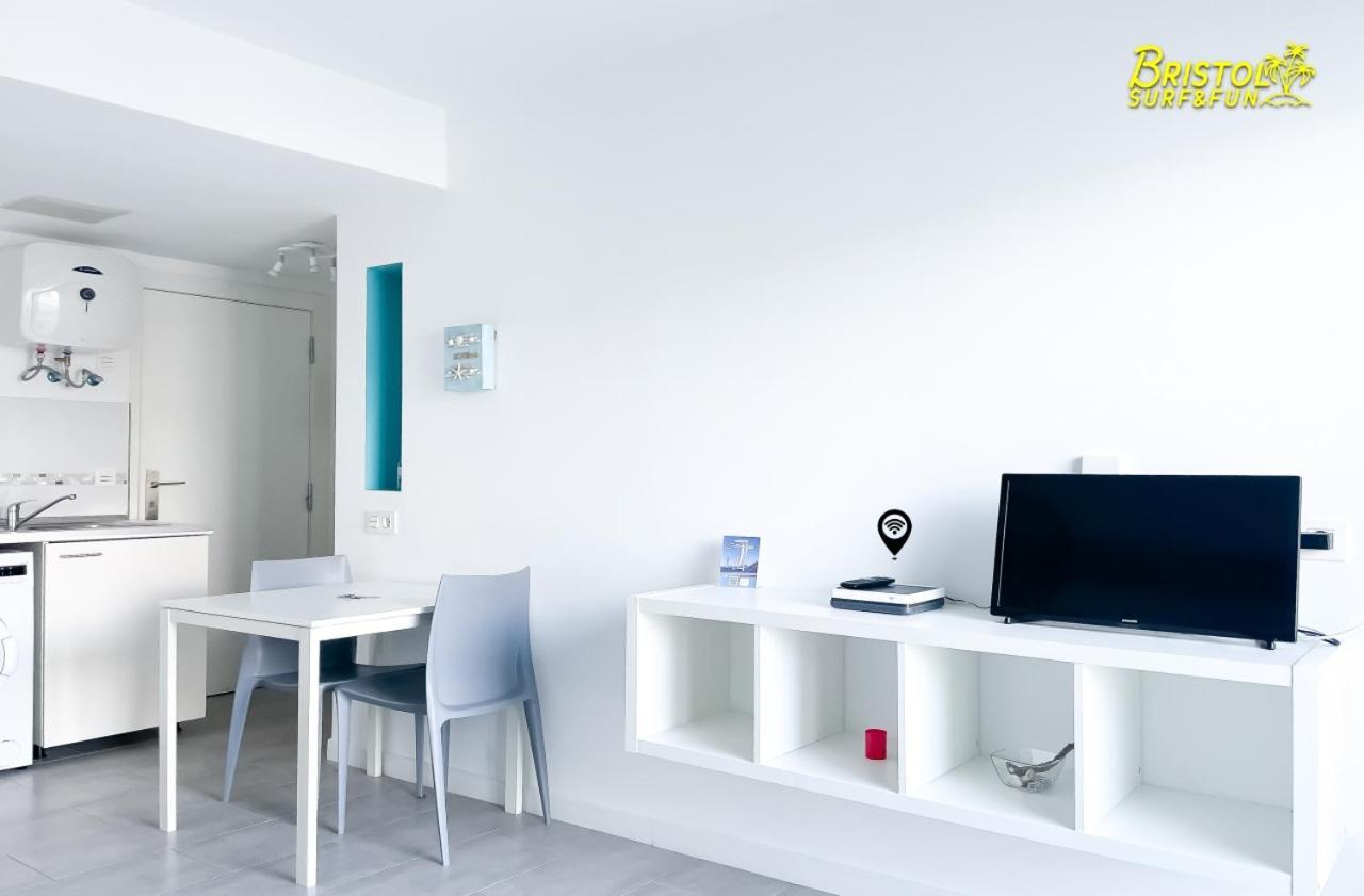 B-Rent Bristol Beach Surf & Fun Corralejo Luaran gambar